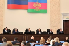 Вениамин Кондратьев: Нам необходимо вывести экономику региона на новый уровень для роста благосостояния жителей