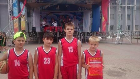Тбилисские баскетболисты стали победителями третьего этапа Всекубанского турнира по стритболу на Кубок губернатора Краснодарского края